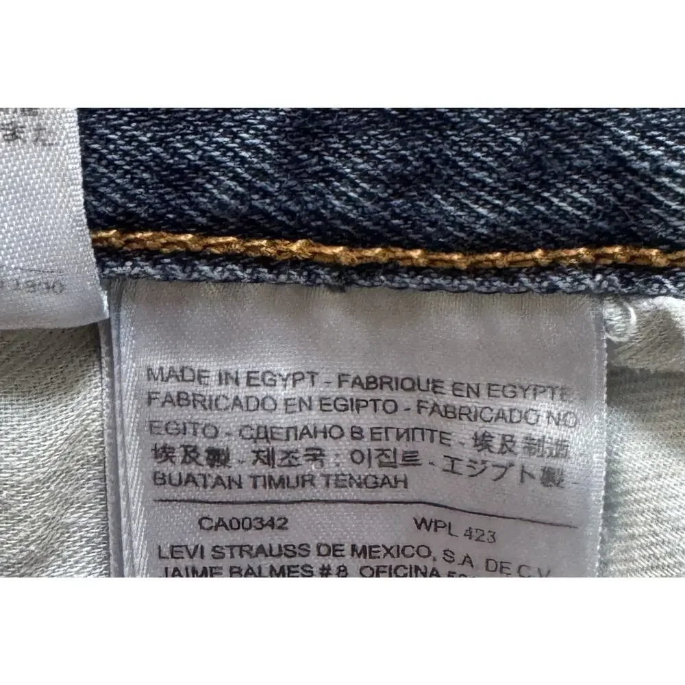 Levi's 501 Men's 34x30 Made In Egypt Medium Wash Made in Egypt - 2000’s.